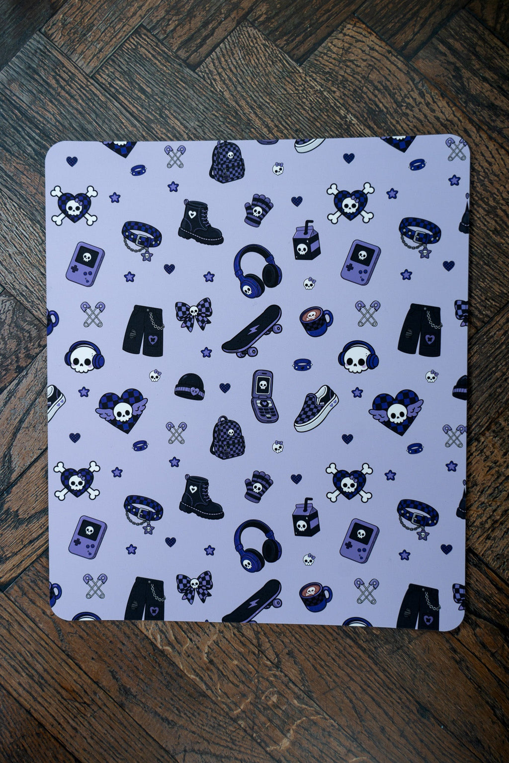 Kindle Scribe Insert | Elder Emo 2000s Nostalgia Bookish Gift - Vix and Ink